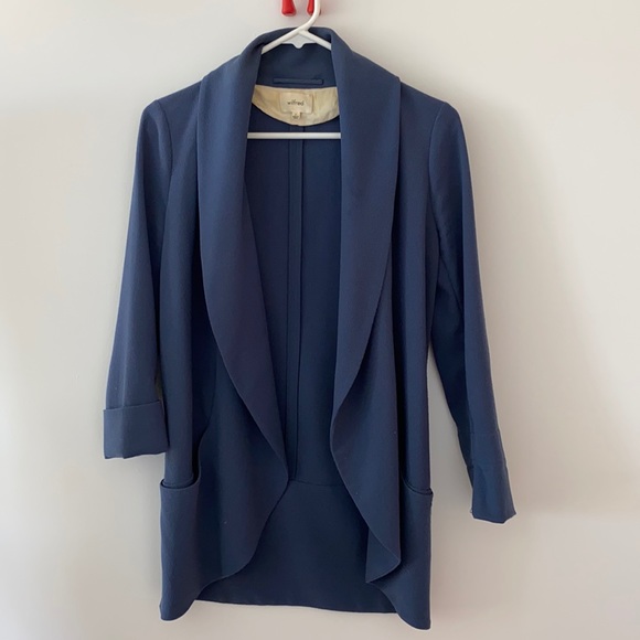 Aritzia Jackets & Blazers - Aritzia Japanese fabric blazer